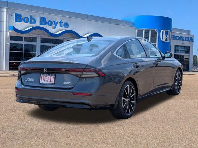 2026 Honda Accord Hybrid - Photo 5