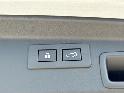 2026 Subaru Outback — photo 14 view