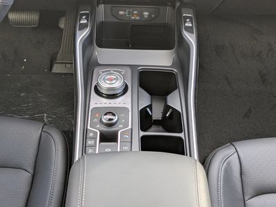2026 Kia Sorento Plug-In Hybrid — photo 22 view