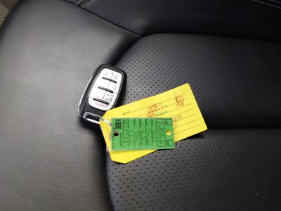 2023 Chrysler Pacifica — photo 15 view