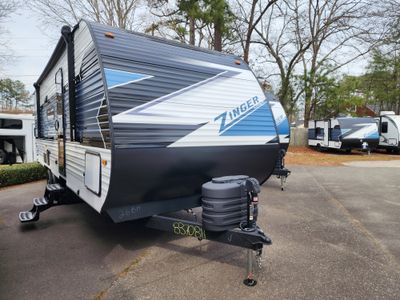 2025 Keystone Zinger 260BH - Photo 17