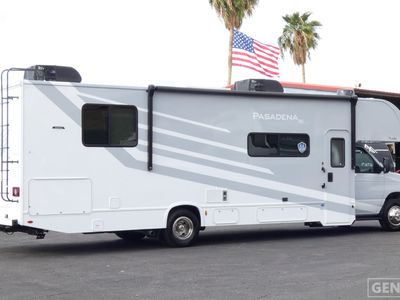 2026 Thor Motor Coach Pasadena SE - Photo 4