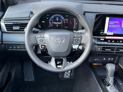 2026 Toyota Camry — photo 15 view