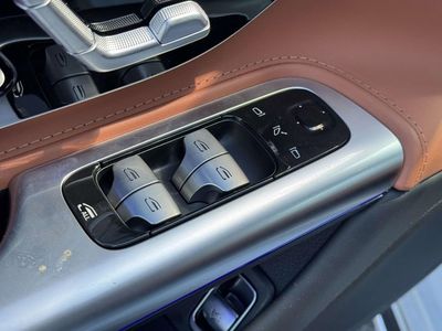 2026 Mercedes-Benz SL — photo 18 view