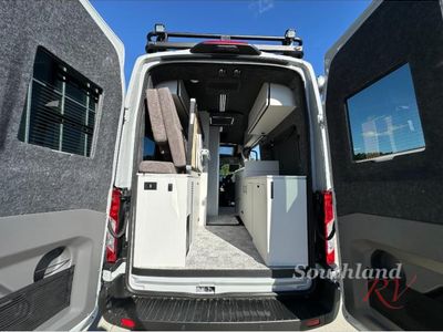 2026 Grand Design Lineage Series VT - Photo 10