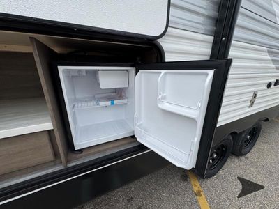 2025 Jayco Jay Flight SLX — photo 13 view