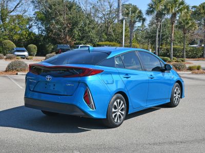 2021 Toyota Prius Prime - Photo 2