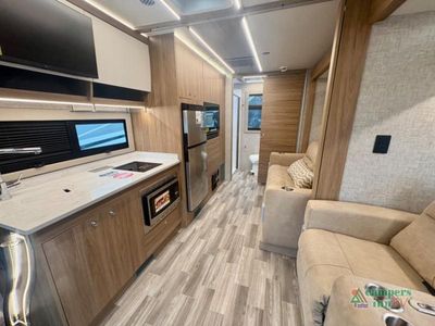 2025 Tiffin Motorhomes Wayfarer - Photo 8