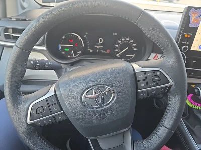 2025 Toyota Sienna — interior view