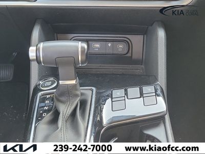 2023 Kia Sportage — photo 17 view