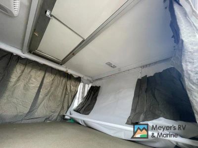 2004 Fleetwood RV TACOMA - Photo 8
