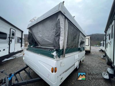 2004 Fleetwood RV TACOMA - Photo 3