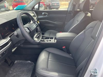 2026 Kia Sorento — photo 9 view