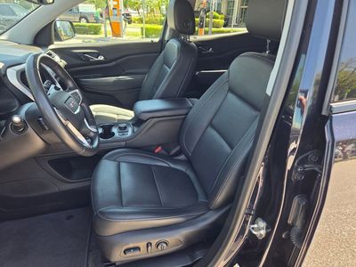 2022 GMC Acadia — photo 11 view
