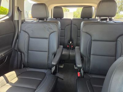 2022 GMC Acadia — photo 24 view