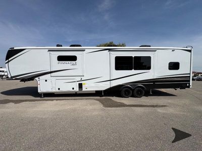 2026 Jayco Pinnacle — photo 8 view