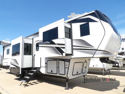 2025 Keystone Montana - Photo 1