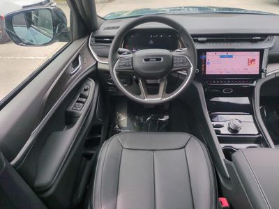 2026 Jeep Grand Cherokee - Photo 17