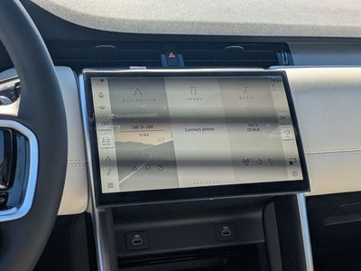 2026 Land Rover Discovery Sport - Photo 15