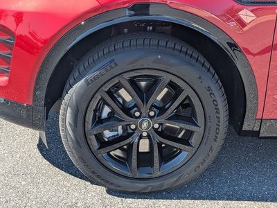 2026 Land Rover Discovery Sport - Photo 10