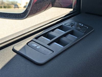 2026 Land Rover Discovery Sport - Photo 30