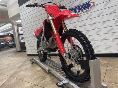 2026 Honda CRF450R - Photo 9