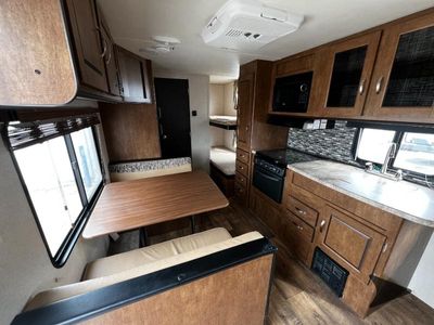 2017 Forest River RV Wildwood X-Lite — photo 15 view
