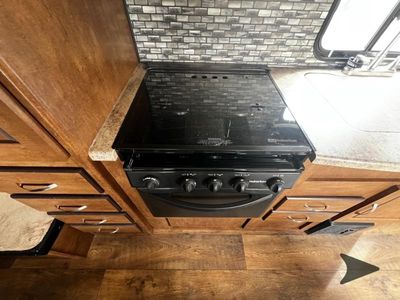2017 Forest River RV Wildwood X-Lite — photo 21 view
