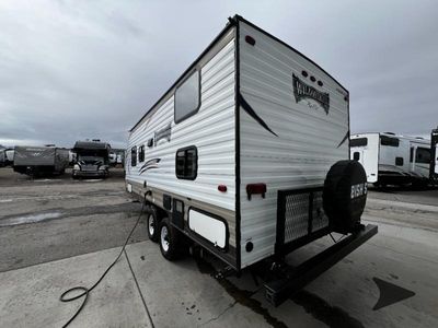 2017 Forest River RV Wildwood X-Lite — photo 9 view