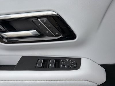 2025 Chevrolet Suburban — photo 38 view