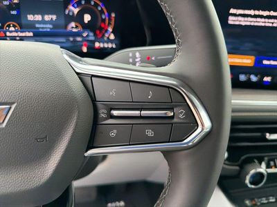 2025 Chevrolet Suburban — photo 27 view