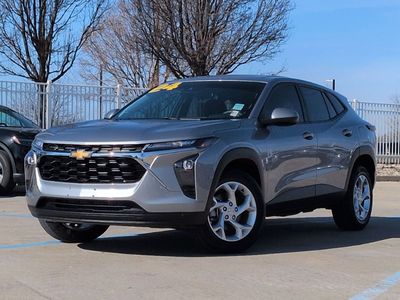 2024 Chevrolet Trax - Photo 2