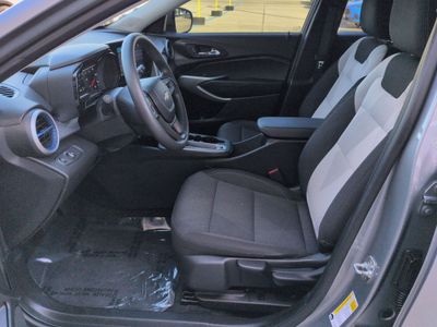 2024 Chevrolet Trax - Photo 11