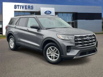 2026 Ford Explorer Active in Carbonized Gray Metallic — front three-quarter view