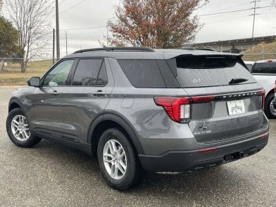 2026 Ford Explorer — detail view
