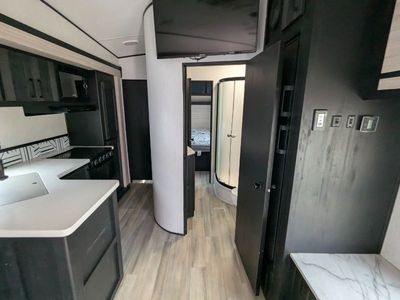 2023 Cruiser RV Stryker — photo 13 view