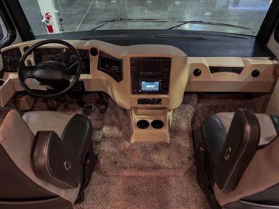 2018 Newmar BAY STAR — side profile view