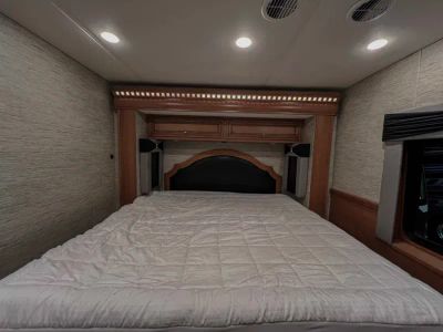 2018 Newmar BAY STAR — photo 16 view