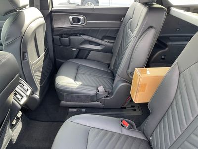 2026 Kia Sorento — photo 18 view