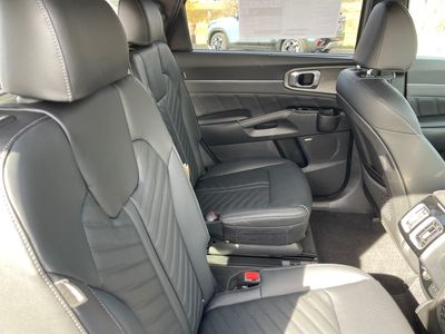 2026 Kia Sorento — photo 14 view