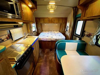 2017 Gulf Stream Vintage Cruiser — detail view