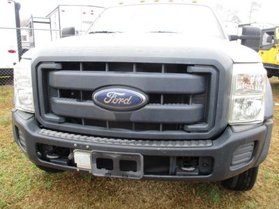 2013 Ford F-450 - Photo 2