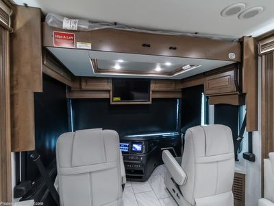 2026 Fleetwood Discovery LXE — detail view