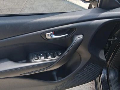 2015 Dodge Dart — photo 8 view