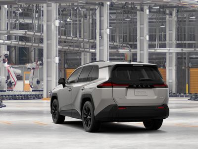 2026 Toyota RAV4 — photo 9 view