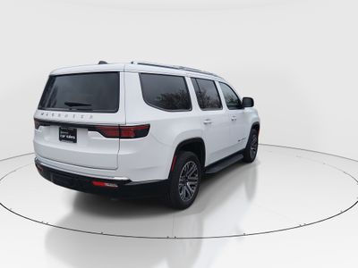 2025 Jeep Wagoneer - Photo 7
