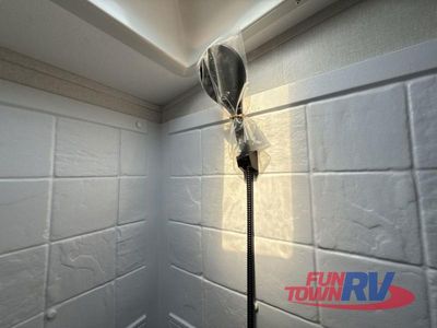 2025 Dutchmen RV Astoria - Photo 36