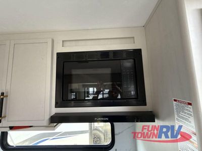 2025 Dutchmen RV Astoria - Photo 22