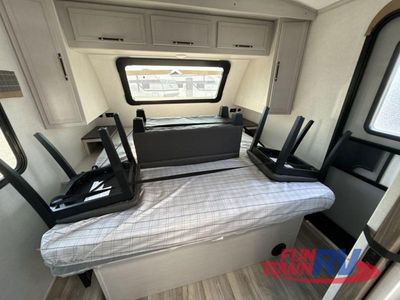 2025 Dutchmen RV Astoria - Photo 37