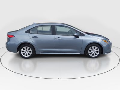 2024 Toyota Corolla — photo 8 view